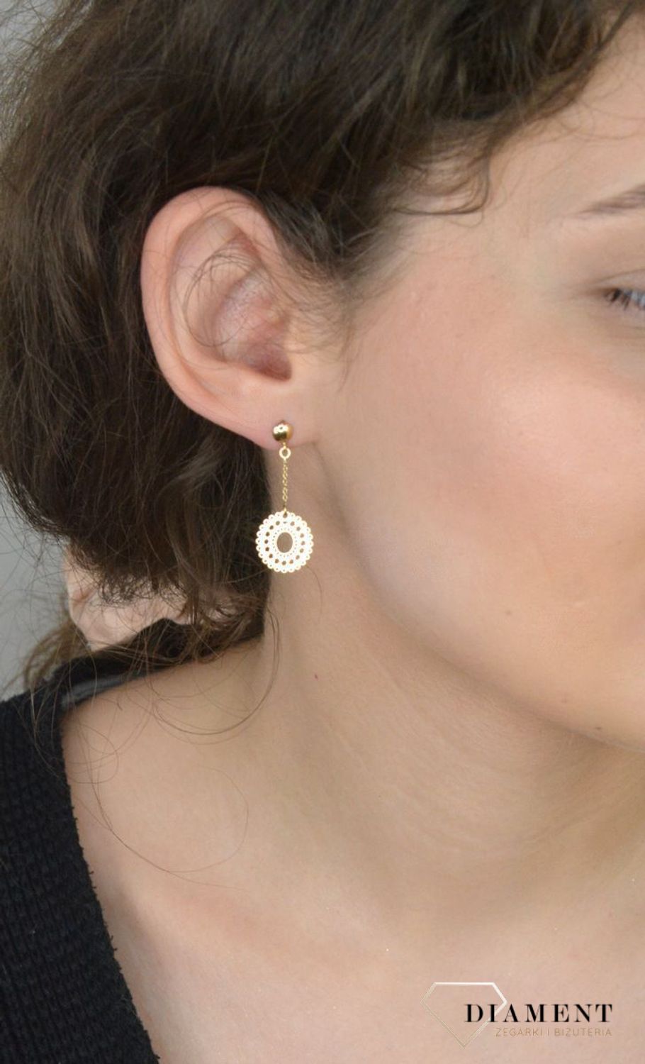 Kolczyki złote wiszące blaszki ażurowe próba 585, GR-Z16 FA10128 Złote kolczyki wiszące w kształcie ażurowych blaszek to elegancka biżuteria, która doda lekkości1.jpg